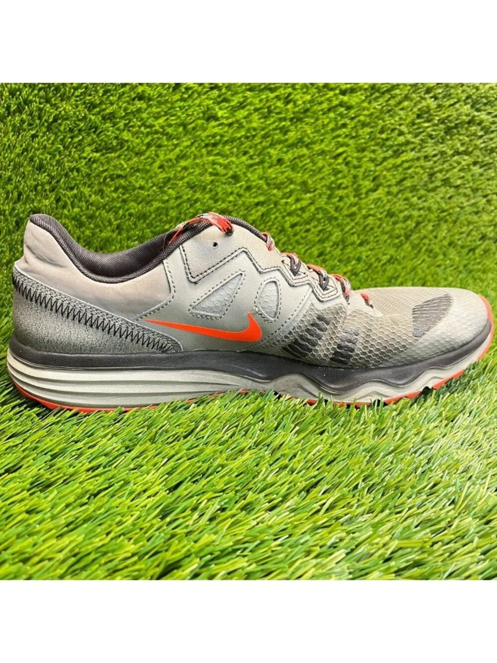 Nike Dual Fusion Trail Mens Size 10 Gray Orange Athletic Running Shoes Sneakers